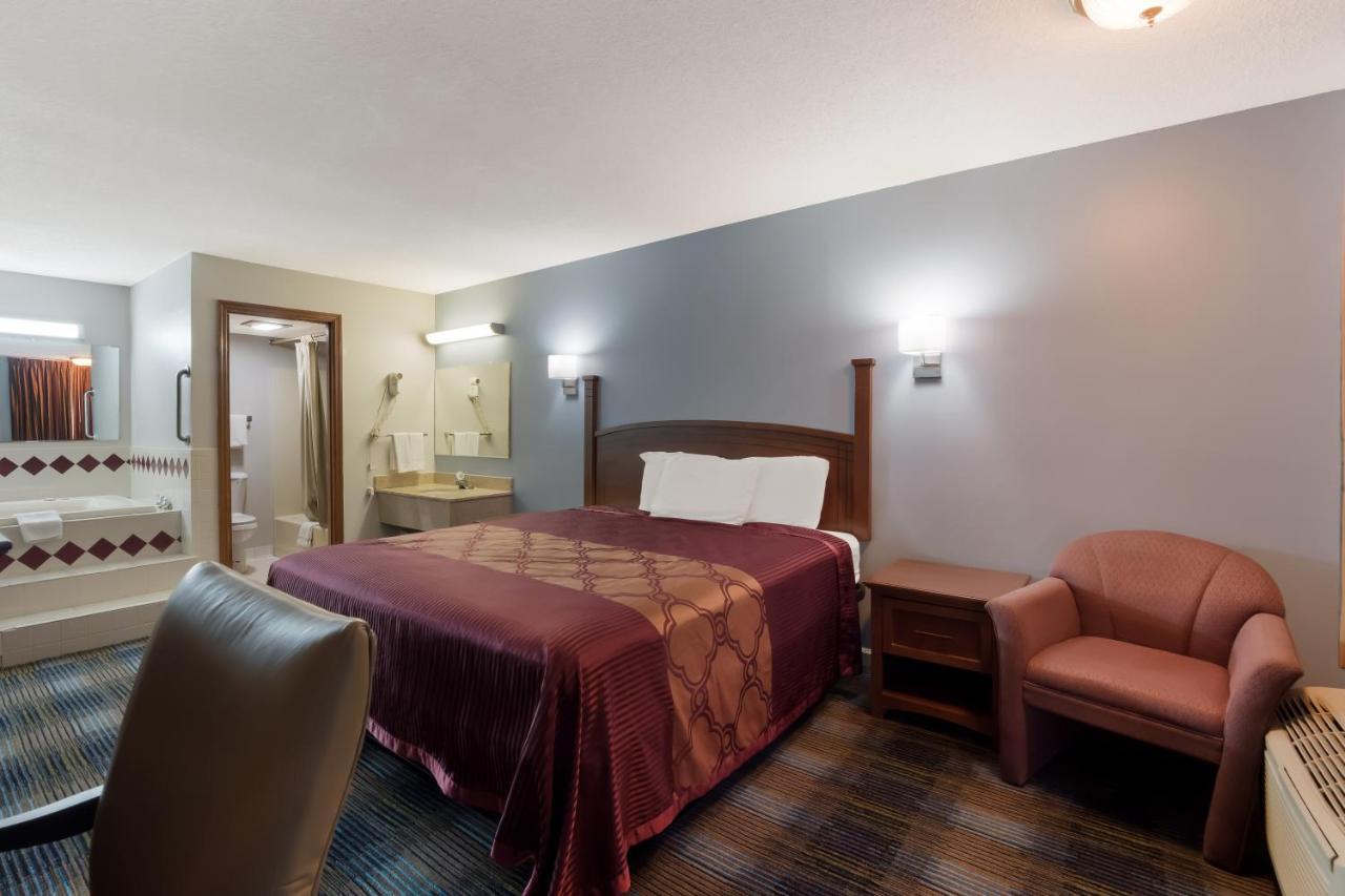 Rodeway Inn Augusta West - Fort Eisenhower Экстерьер фото