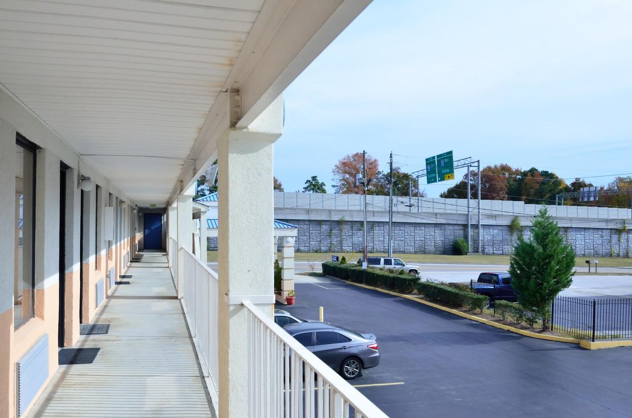 Rodeway Inn Augusta West - Fort Eisenhower Экстерьер фото